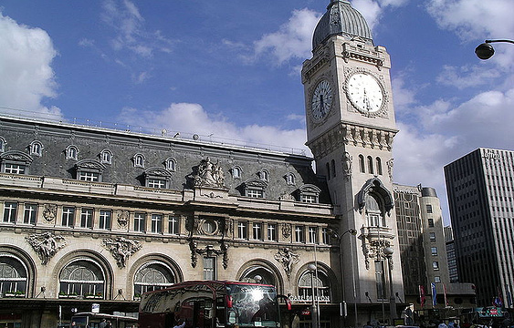 巴黎里昂火车站旅游景点图片