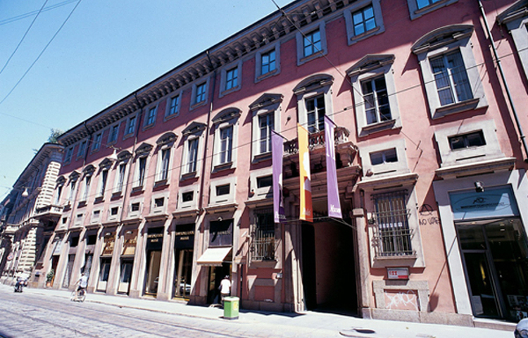 波尔迪·佩佐利美术馆