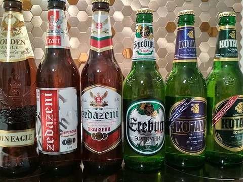 Beer Bar Zedazeni旅游景点图片