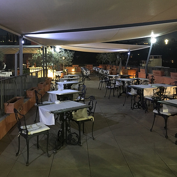 Due Torri Lounge & Restaurant的图片