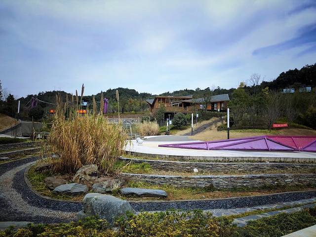 浔龙河生态艺术小镇