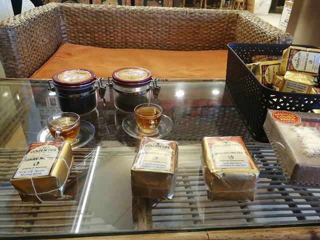 Golden Tips Tea Cosy