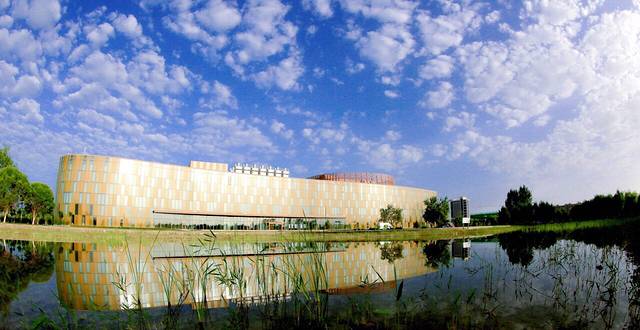 阿拉尔市文化馆