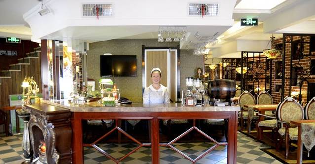 阿波罗西餐厅(步行街店)