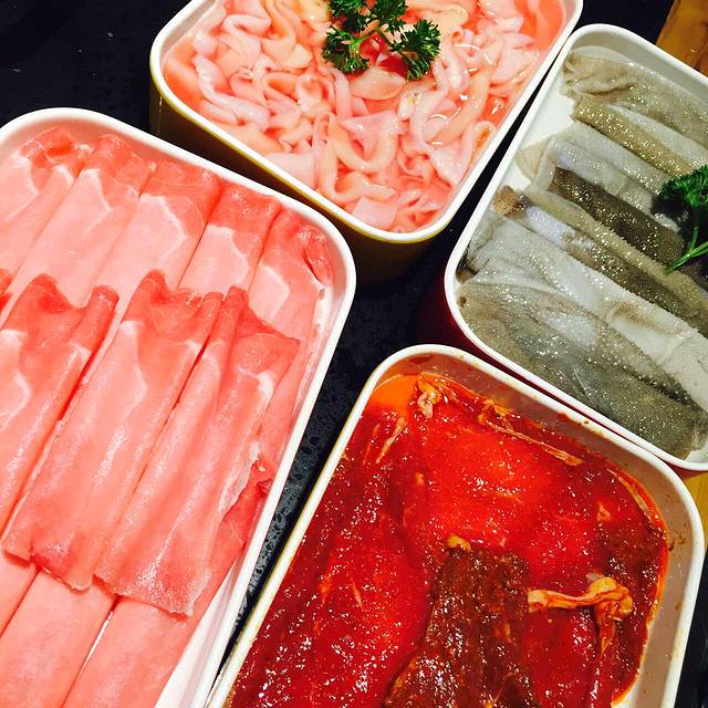 川西坝子火锅(香槟广场店)