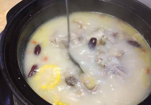 养生猪肚鸡靓汤馆