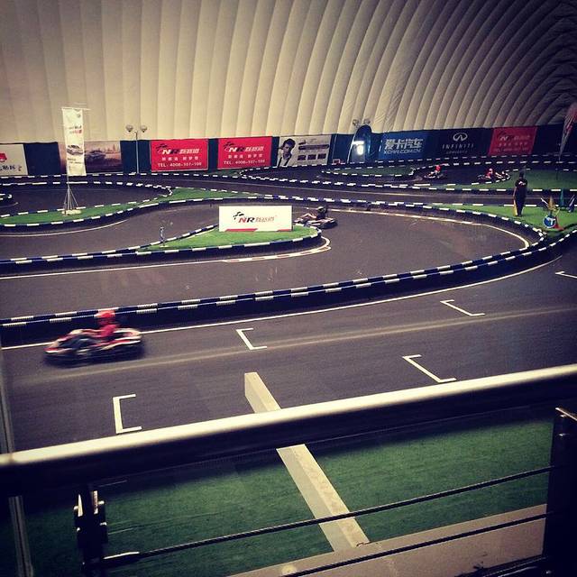 新赛道卡丁车馆