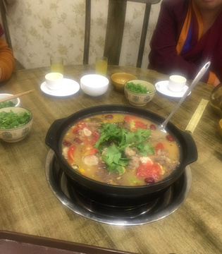 松潘久味牦牛肉汤锅的图片