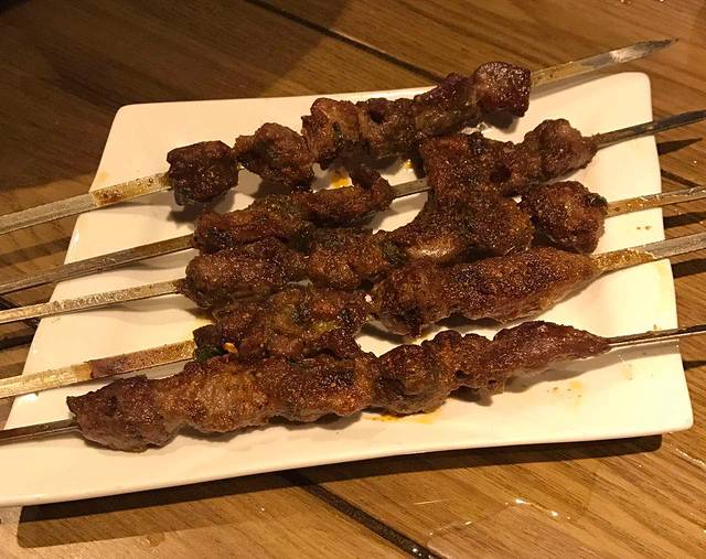 阿俊迎宾楼龙州店