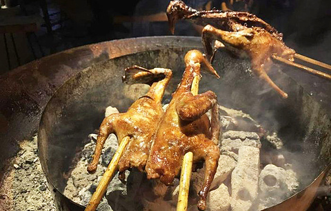 69疯狂烤大鸟·原始炭火烤肉的图片