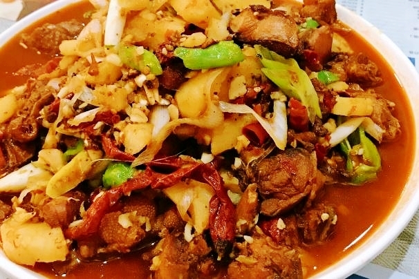 艳香大盘土鸡(克拉玛依分店)