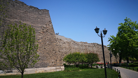 皇城墙遗址的图片