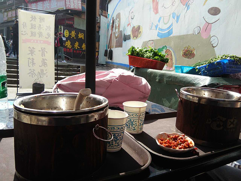 辉记台湾卤汁饭(涉外店)旅游景点图片