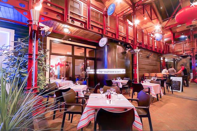 FINZ SEAFOOD & GRILL