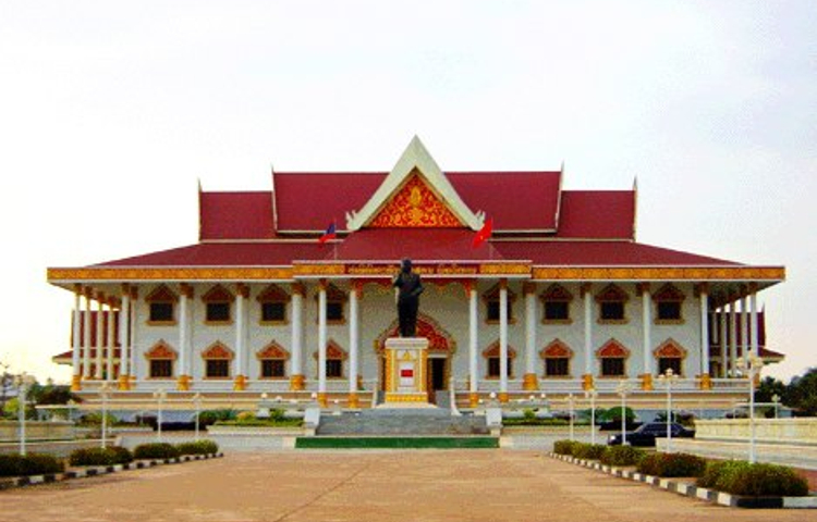 凯山·丰威汉纪念馆