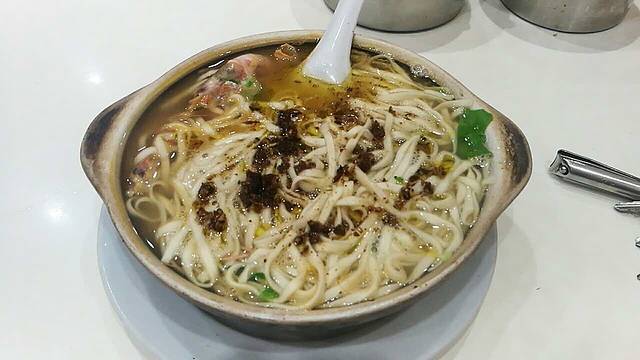 光头老二砂锅面(玉环店)