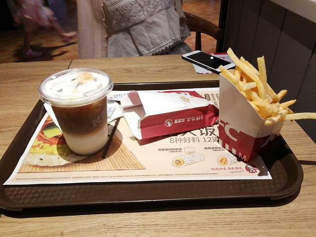 肯德基(世欧广场店)