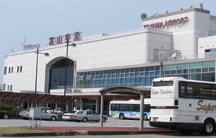 富山机场