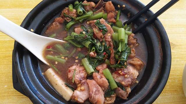 仟佰味黄焖鸡米饭(厦大学生公寓店)