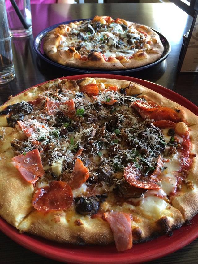 Il Vicino Wood Oven Pizza & Brewery