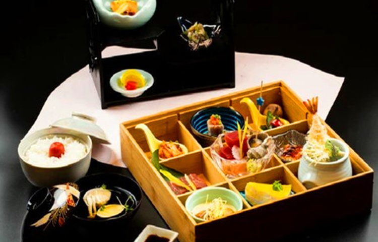 万鱼亭·鹤家新馆日本料理铁板烧(湖滨新天地店)