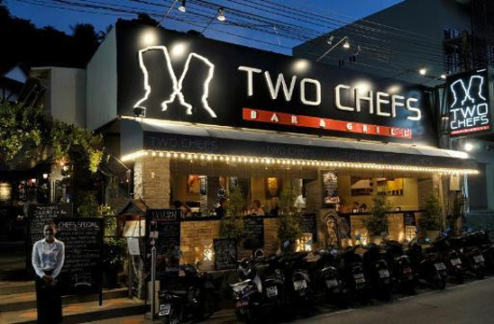 Two Chefs Bar & Grill Karon Beach Branch旅游景点图片