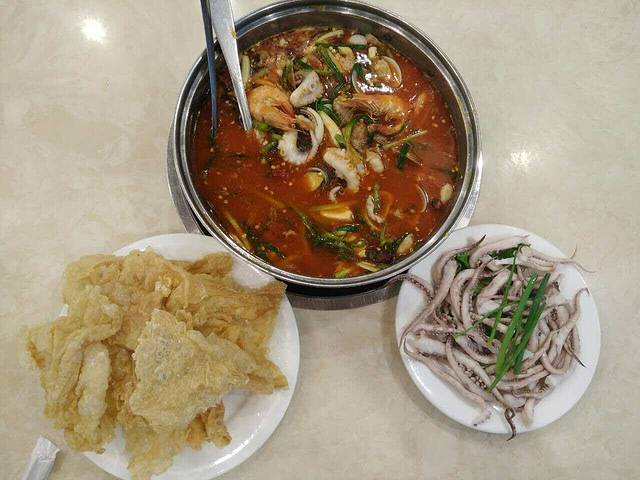 爱可鲜香辣海鲜锅(漓滨总店)