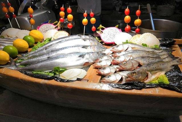 烟台世茂希尔顿酒店·海市全日自助餐厅