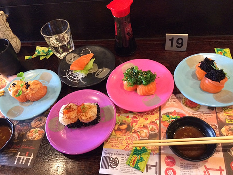 Umi Sushi + Udon旅游景点图片