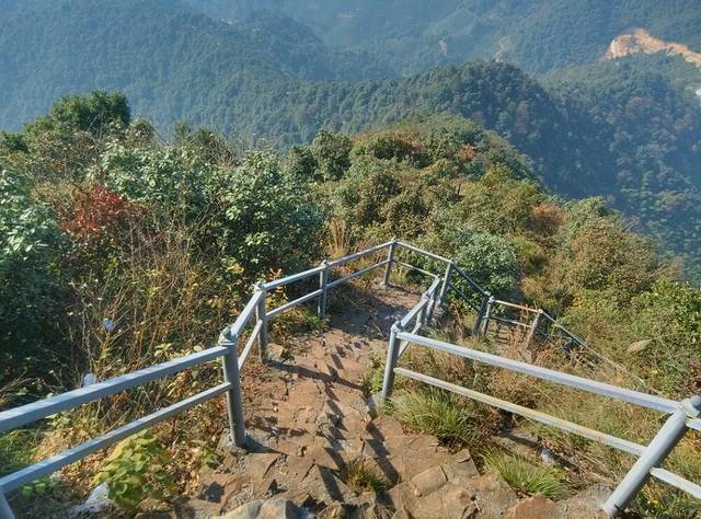 西山游步道(北起点)