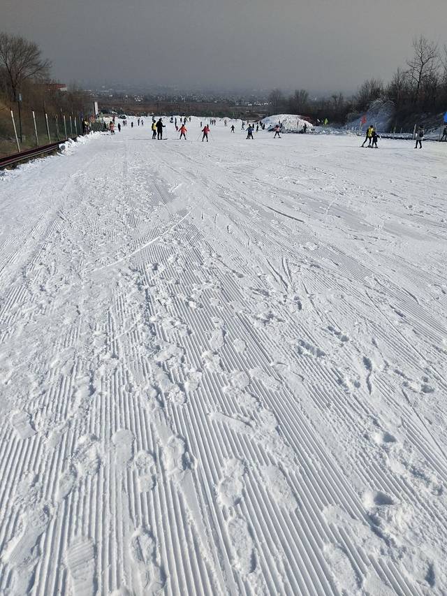 太行风情滑雪场