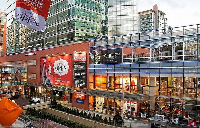 马里奥奥特莱斯