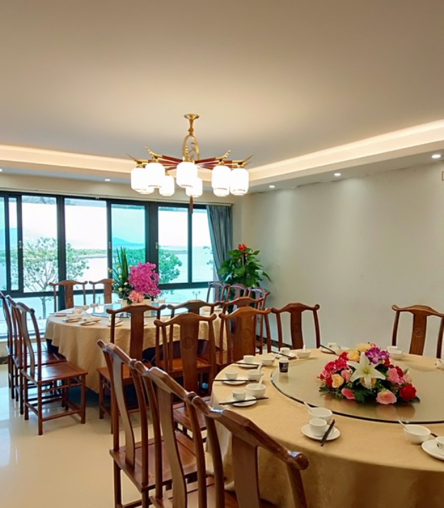 润满园乳鸽皇(十里银滩店)