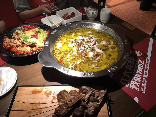 红大龙虾(夫子庙林耀荟店)