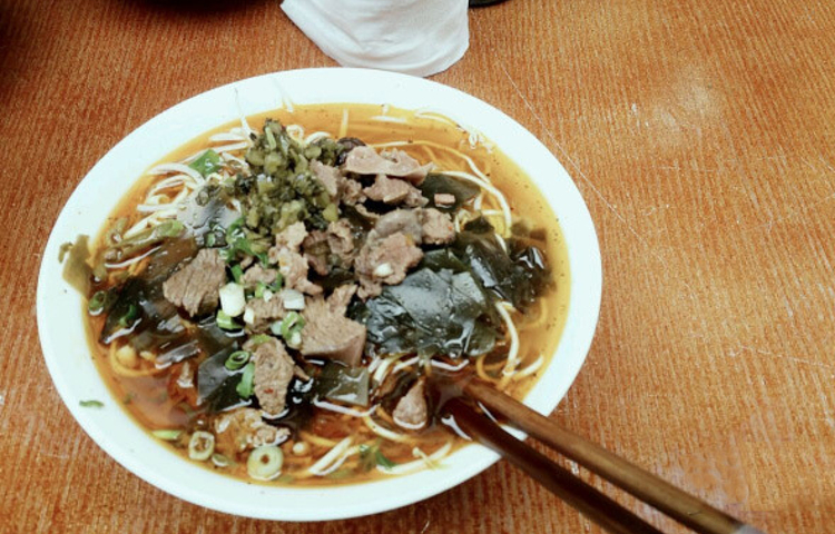 襄樊牛肉面(文博路店)