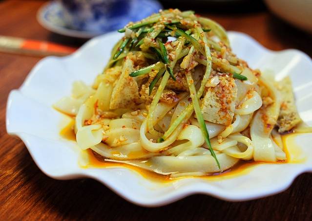 撒尔塔东乡手抓餐厅(宝汉直街店)