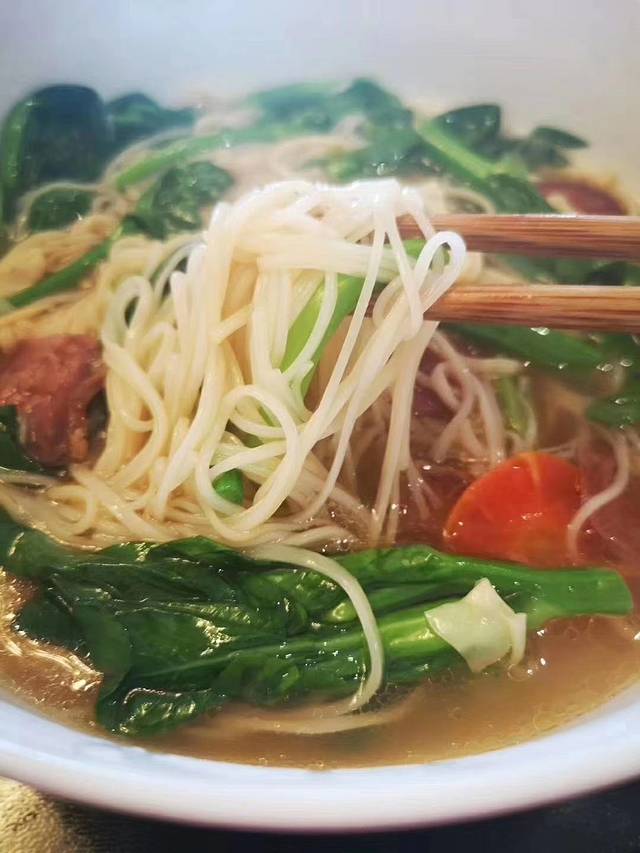 女娃香菇面(真武洞街店)