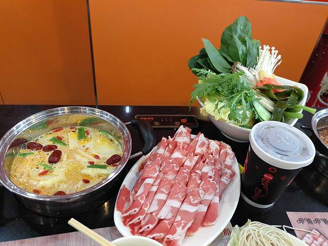 呷哺呷哺(新龙店)