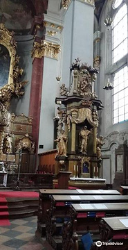 Kostel Svateho Jindricha a Svate Kunhuty的图片