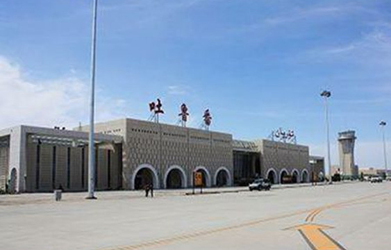 吐鲁番交河机场旅游景点图片