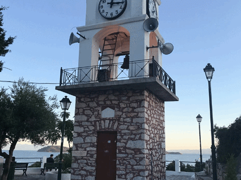 Agios Nikolaos Church and Clock Tower旅游景点图片