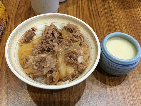 食其家·牛丼咖喱(滨海伊势丹店)