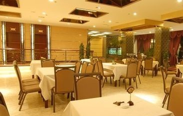 雅荷花园酒店餐饮