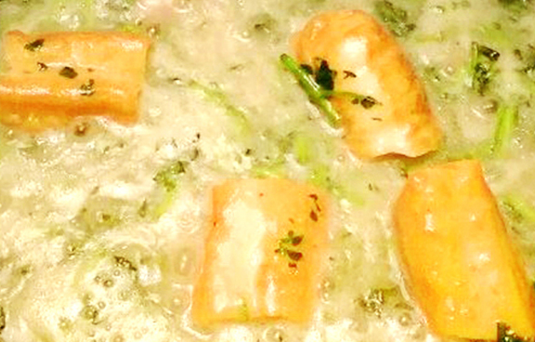 太艮堡毋米粥·粥底火锅(冼村店)