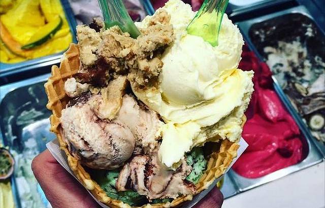 Azzurro Artisan Glacier