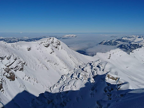 伯尔尼滑雪场旅游景点图片
