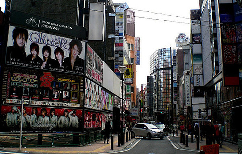 东京晴空街道的图片