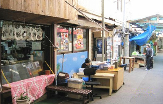 荣町市场旅游景点图片