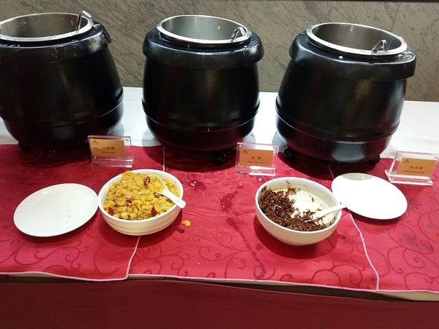 华山国际酒店-自助餐厅