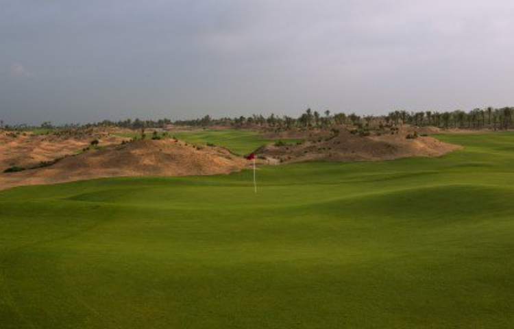 云南腾冲世纪金源高尔夫球会